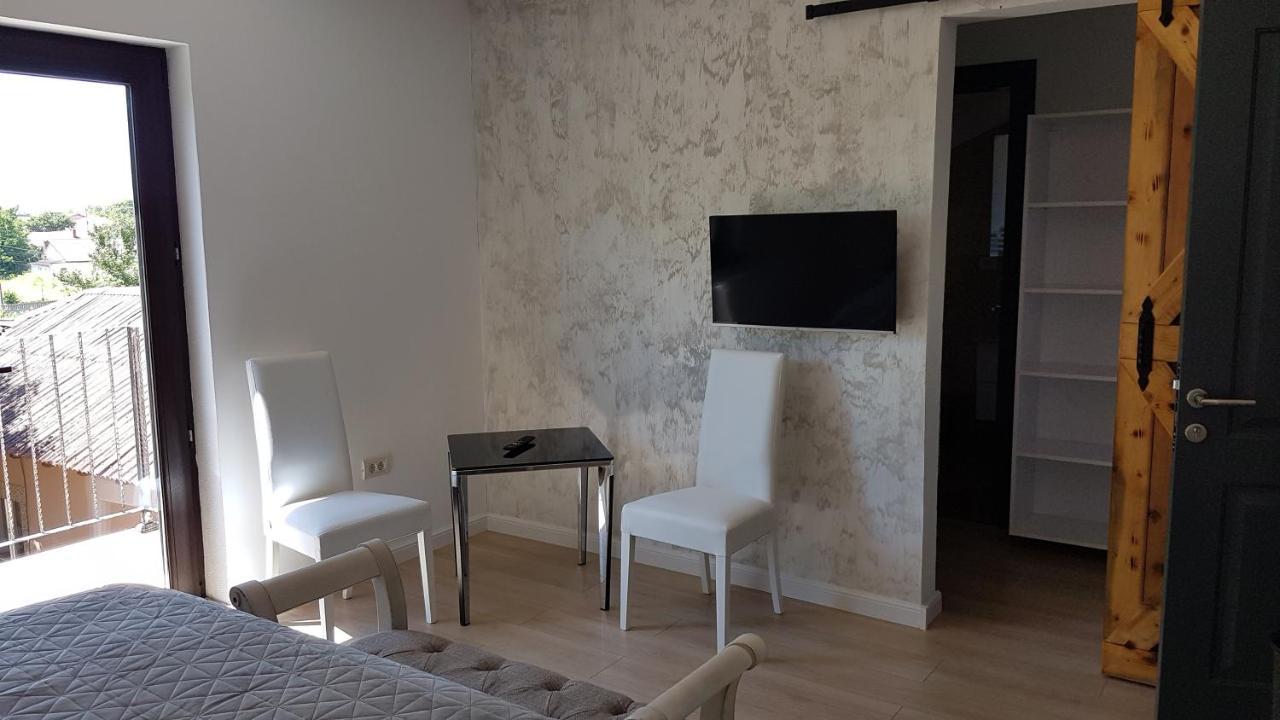 Casa Magnolia Hotel Douăzeci şi Trei August Exterior foto